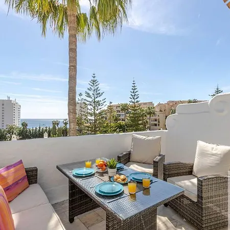 Benalgolf/penthouse With Wonderful Sea Views * Бенальмадена