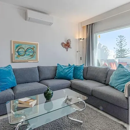 Benalgolf/penthouse With Wonderful Sea Views Apartment